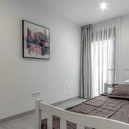 Luxury 2bedroom On San Juan شقة *